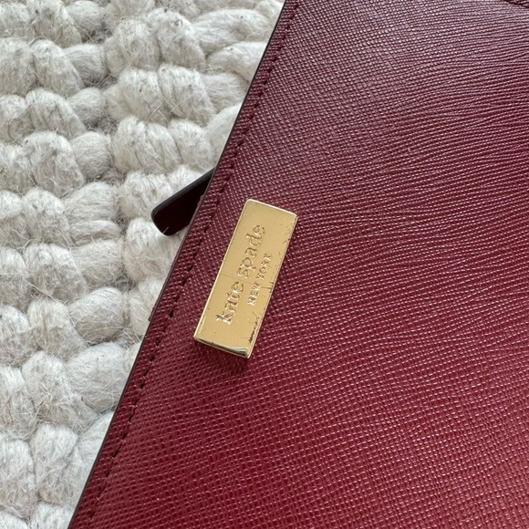 Kate Spade | Stacy Wallet in Burgundy - Picture 2 of 5